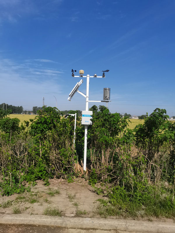 在河南安陽雙全村,我們安裝了智慧農(nóng)業(yè)氣象站 在河南安陽雙全村,我們安裝了智慧農(nóng)業(yè)氣象站